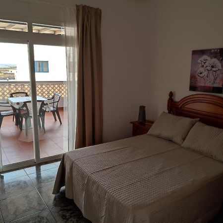 Orzola Frente Al Mar Apartment Екстериор снимка
