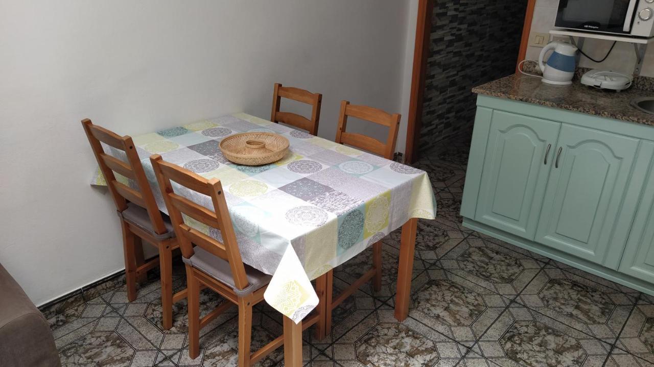 Orzola Frente Al Mar Apartment Екстериор снимка