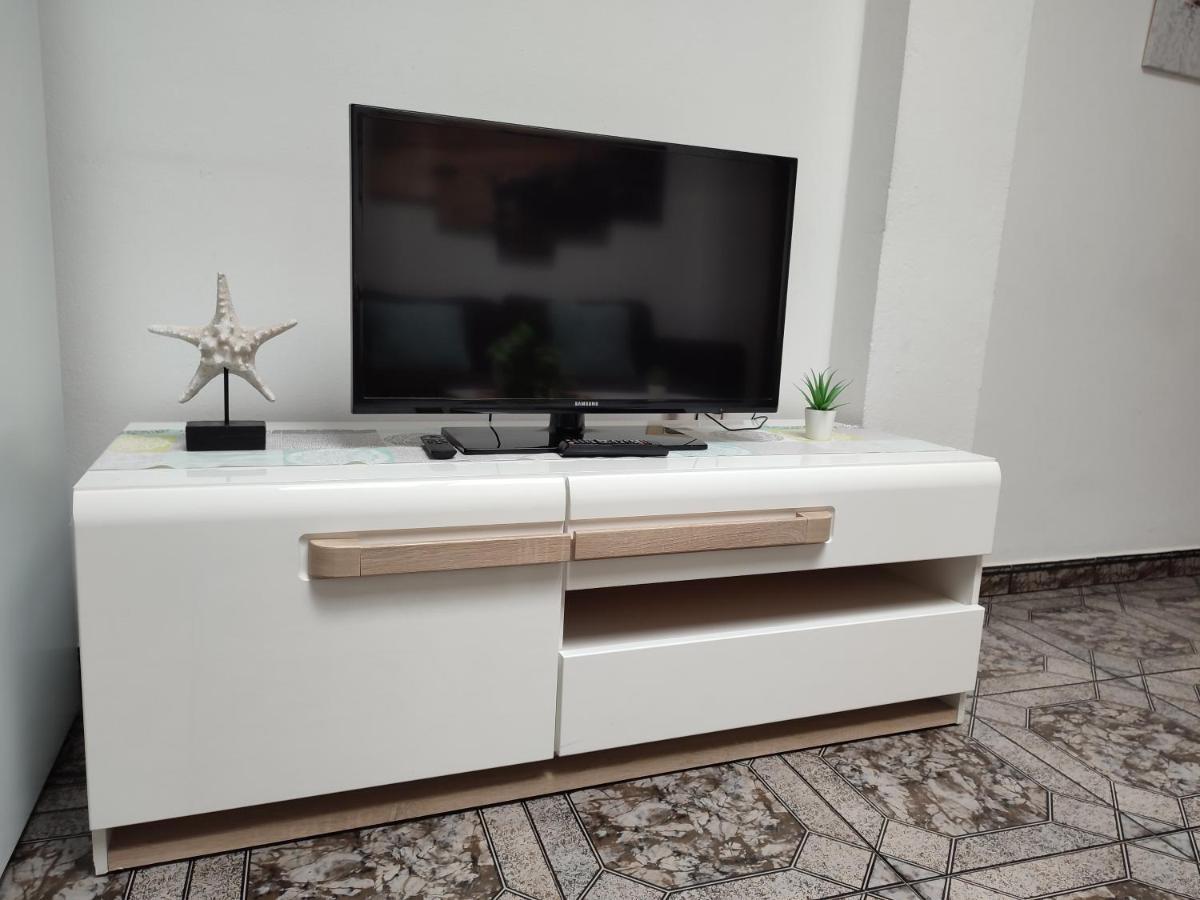 Orzola Frente Al Mar Apartment Екстериор снимка